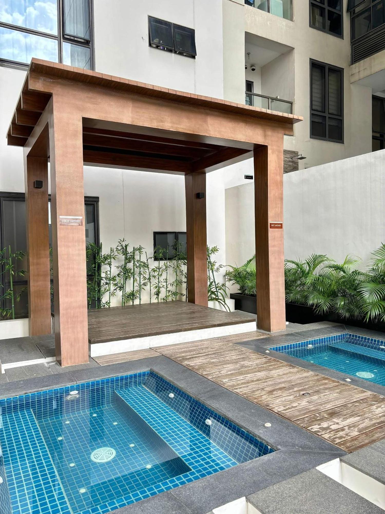 Greenbelt Hamilton Tower 1 Makati City Exterior foto